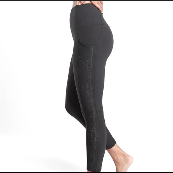 Athleta Pants - Athleta Salutation Stash Lace leggings tights! XXS